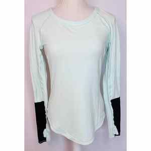 Lululemon Long Sleeve Mint Moment Yoga Running Athletic Top Womens Size 4/6